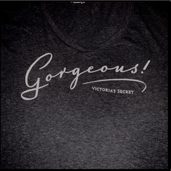 Victoria Secrets Sleep Shirt! Size Medium 🖤 - Picture 2 of 3